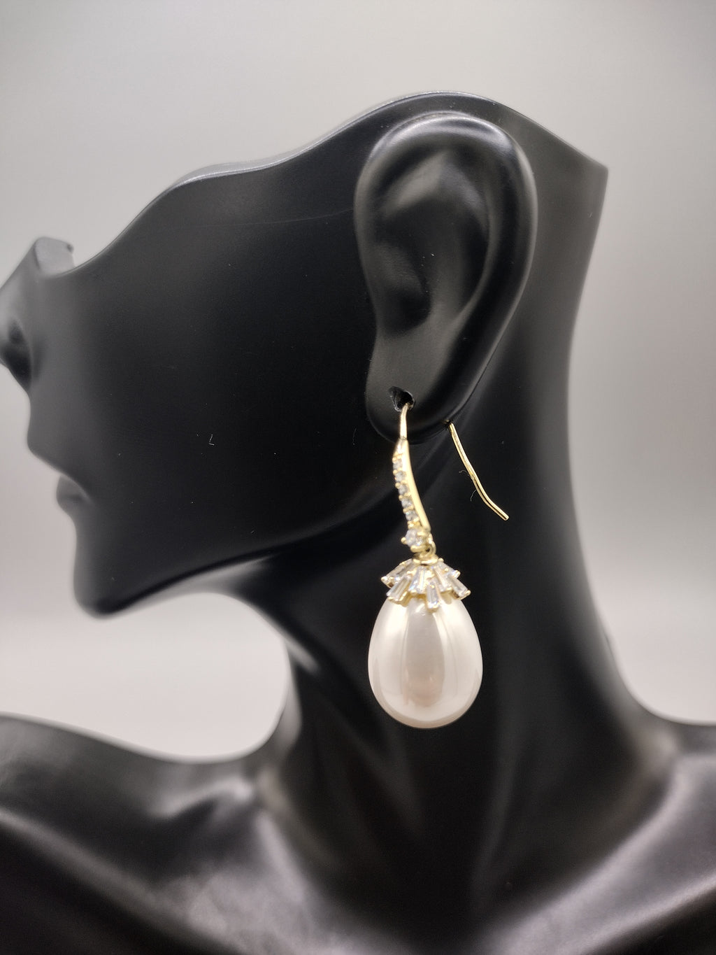 Luxx Earrings