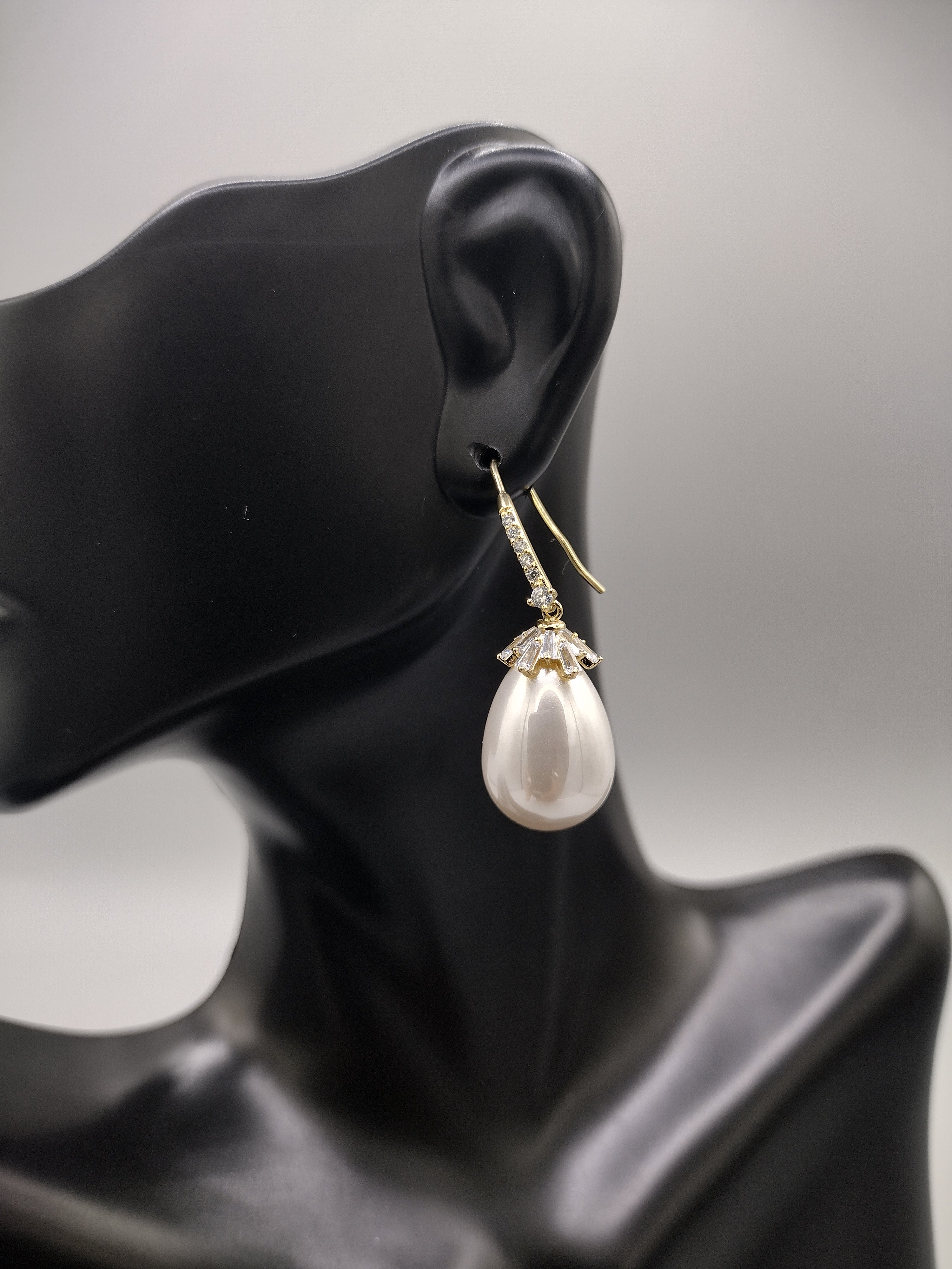 Luxx Earrings