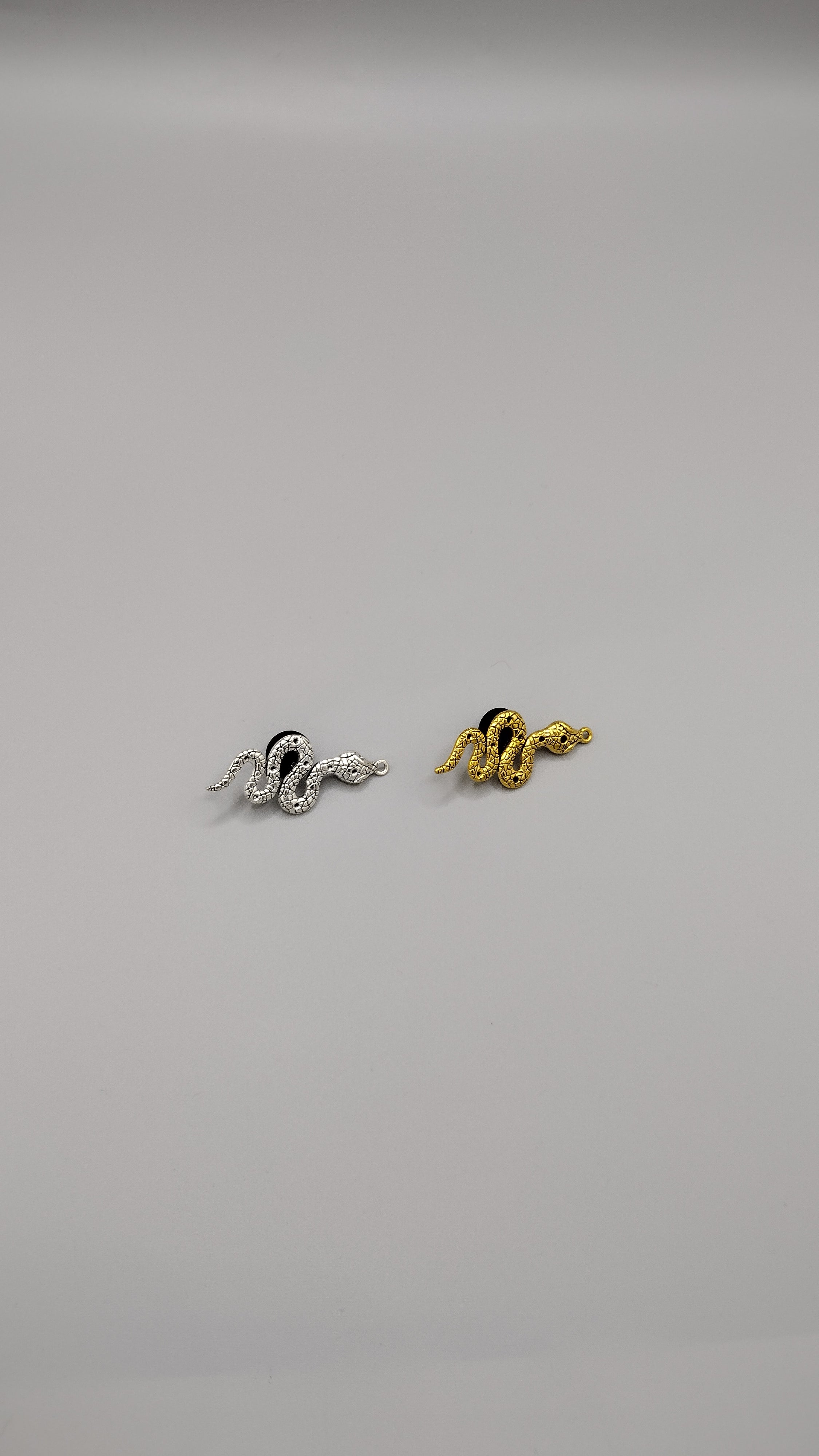 Luxx Gals Croc Charms
