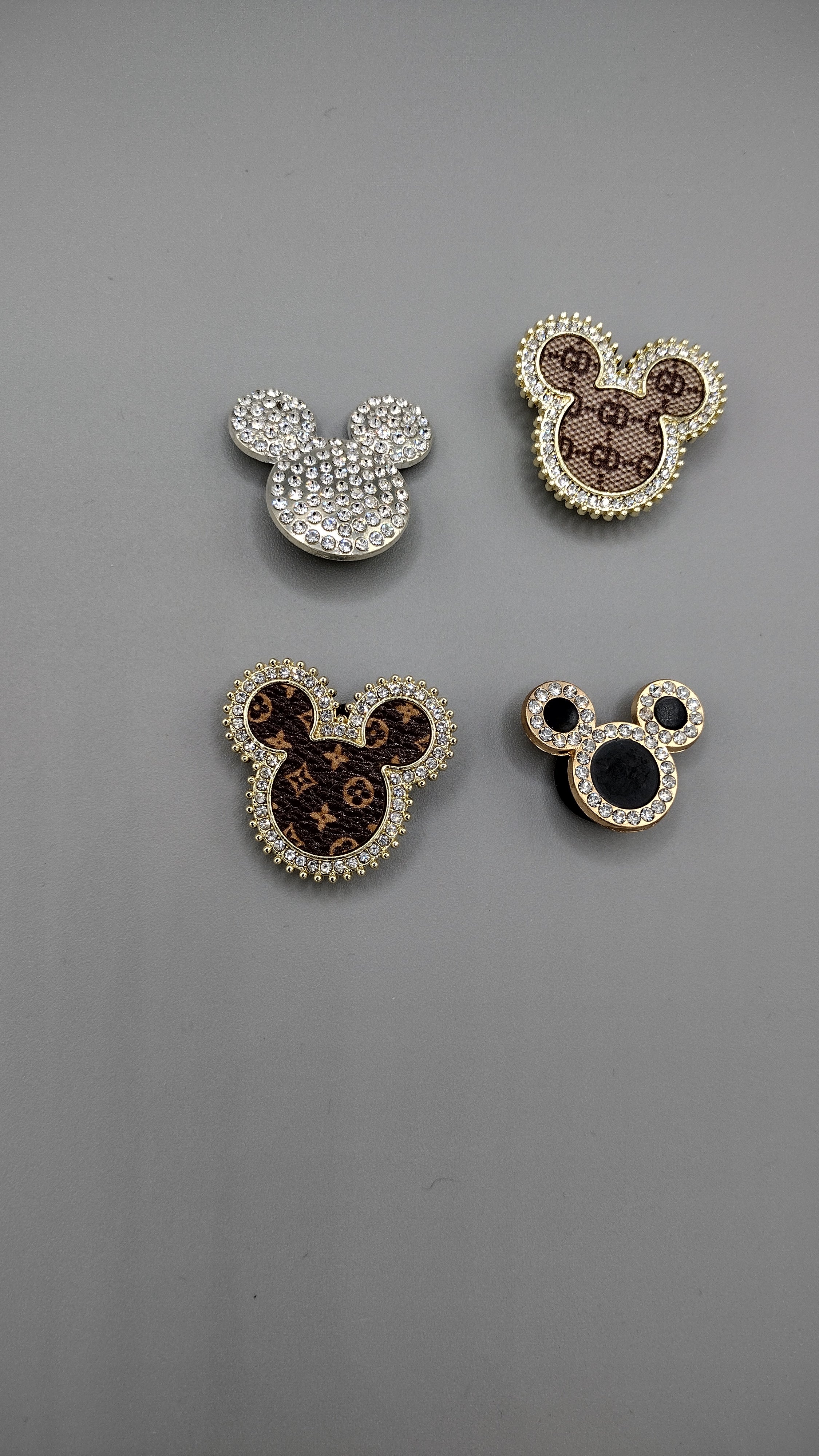 Luxx Gals Croc Charms